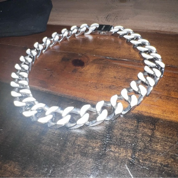 Unnamed identities reflective ALINEA NECKLACE - Picture 2 of 3